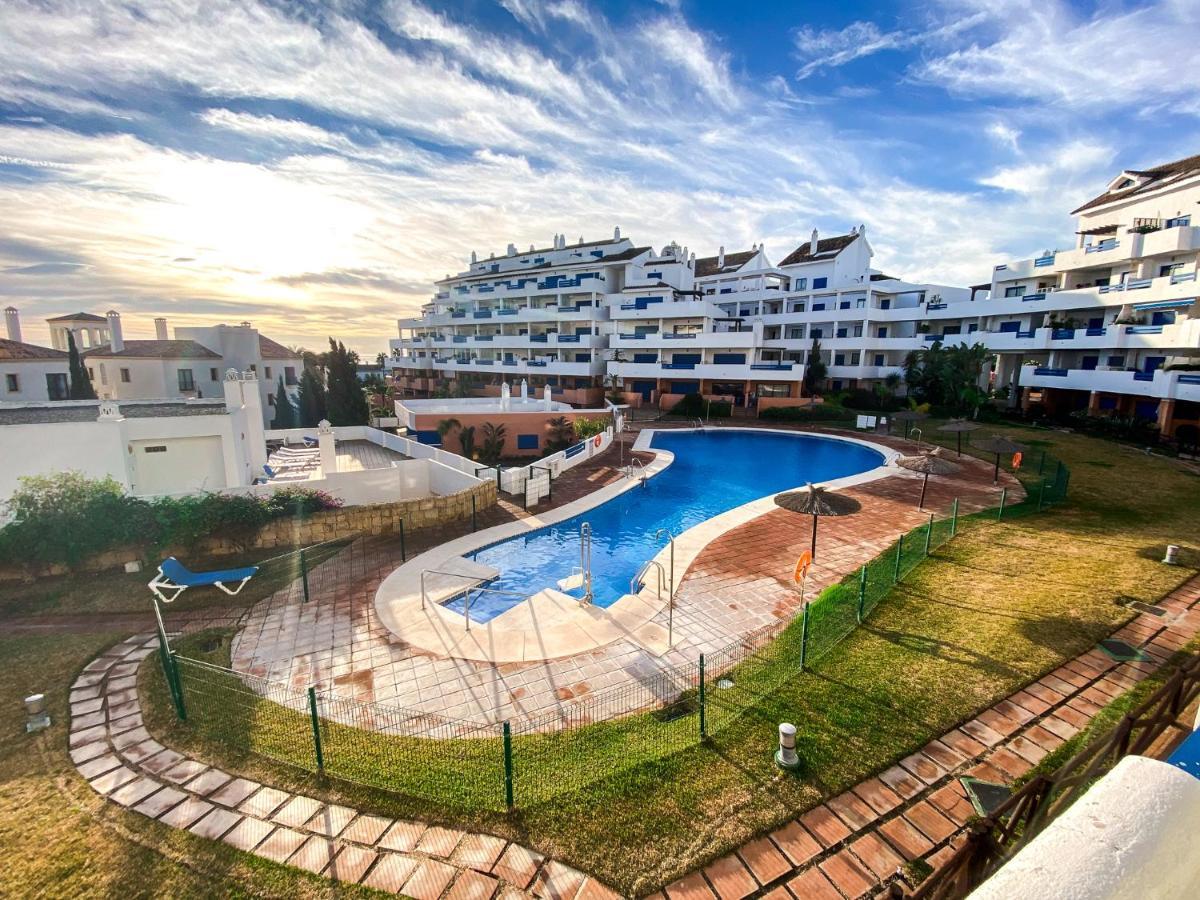 Beautiful New Apartment With Sea View Castillo de Sabinillas Zewnętrze zdjęcie