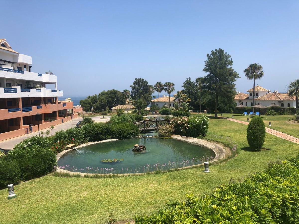 Beautiful New Apartment With Sea View Castillo de Sabinillas Zewnętrze zdjęcie